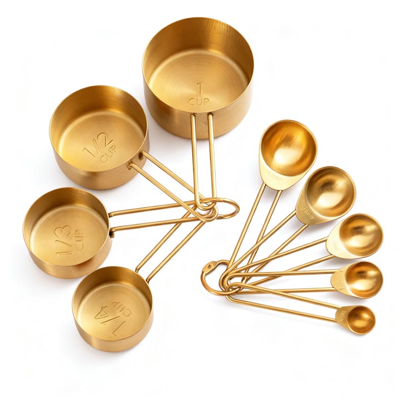 ¿Por qué la cuchara medidora y la taza Gold Baking Tool son esenciales para una repostería casera precisa?